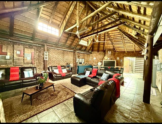 4 BEDROOM FREESTANDING FOR SALE IN COSMOSRAND